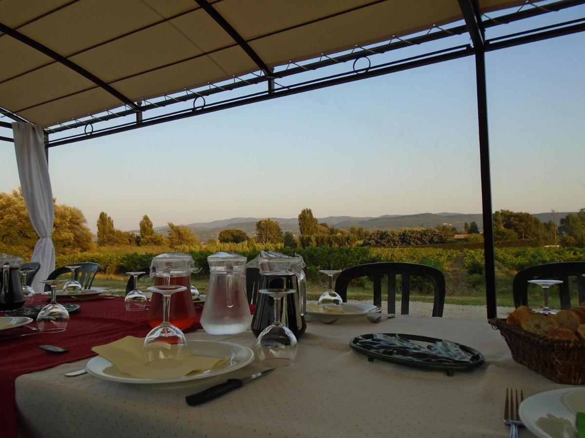 & Tables D'hotes Moulin De Lavon Bed and breakfast